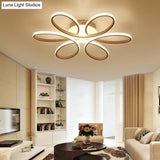 Metal Flower Led Flush Mount Ceiling Light For Living Room - Minimalistic & Semi Design White / 23
