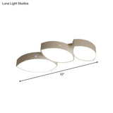 Minimalist 3 - Leaf Led Ceiling Flush Lamp In White - Metal Living Room Fixture