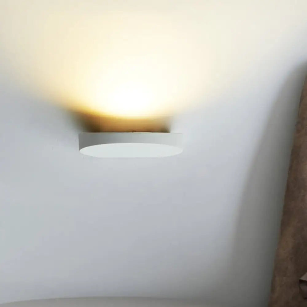 Minimalist Led Flush Wall Sconce In Aluminum With Black Grey Or White Finish - Ideal For Corridors