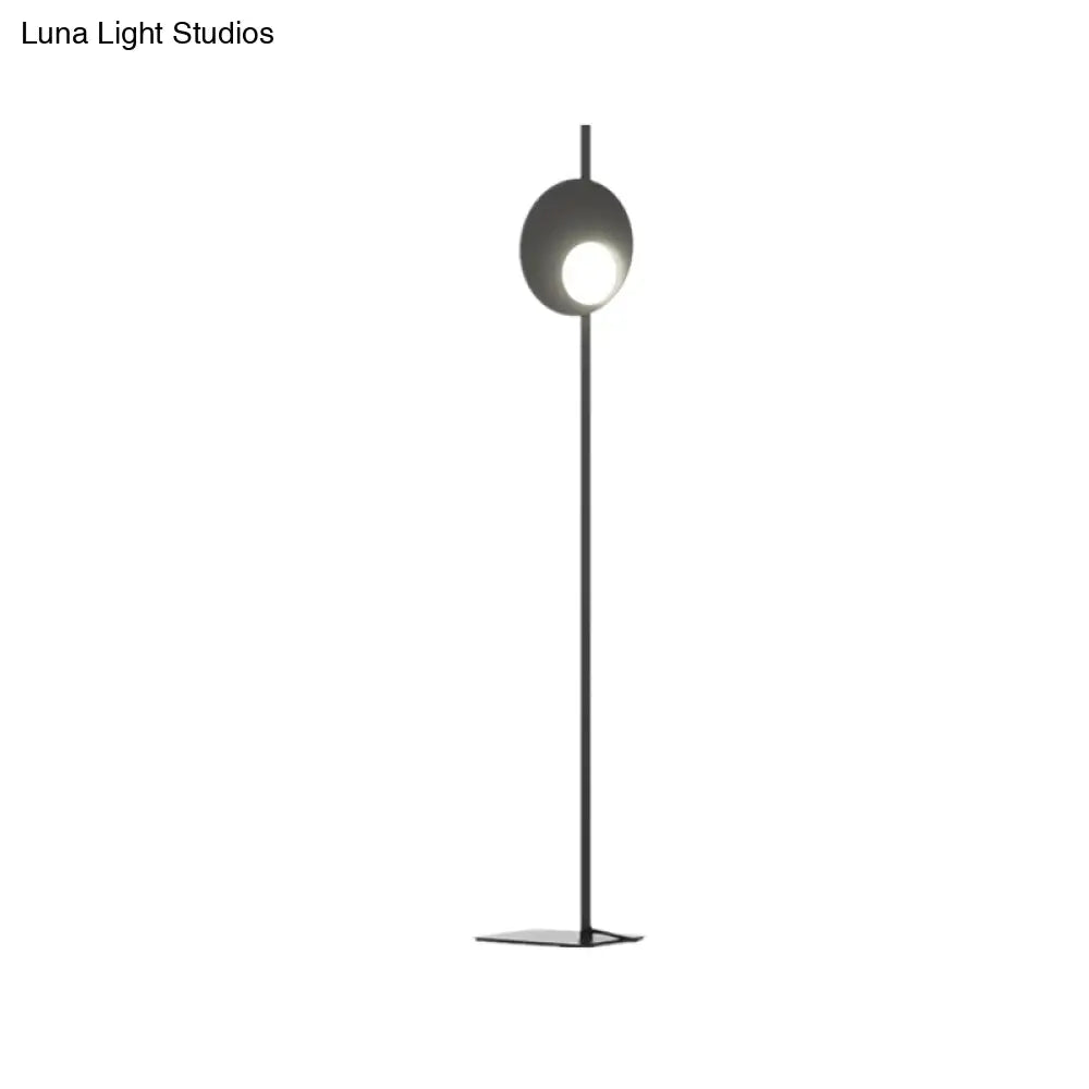 Minimalist Led Metal Floor Lamp - Black Standing Light For Bedroom