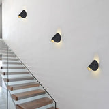 Minimalist Metallic Led Curved Wall Light For Living Room Black