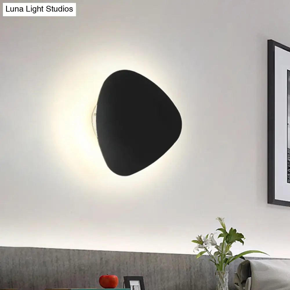 Minimalist Metallic Triangle Wall Sconce - 8.5/10.5 Wide Led Black Lamp For Corridor