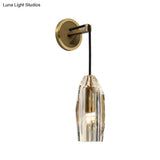 Minimalist Single Light Brass Wall Mounted Sconce Lamp With Clear Crystal Facets