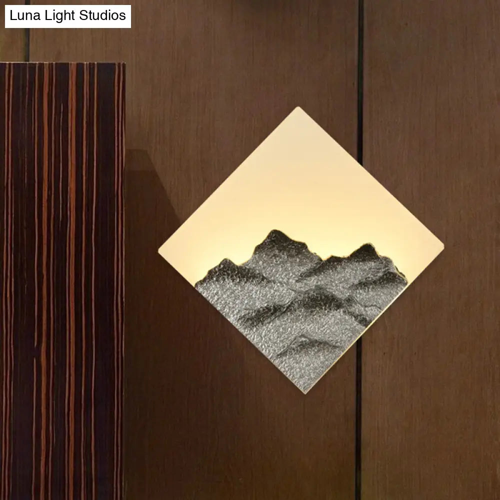Modern Acrylic Led Wall Sconce - Mountain Pattern Rhombus Mural Design Silver/Gold Bedroom Lighting