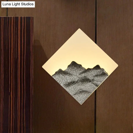 Modern Acrylic Led Wall Sconce - Mountain Pattern Rhombus Mural Design Silver/Gold Bedroom Lighting