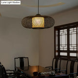 Modern Bamboo Donut Ceiling Lamp In Black/Wood For Living Room