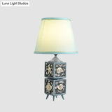 Modern Conch Cubic Resin Night Table Lamp: Light/Sky Blue Shade 1-Light Task Lighting