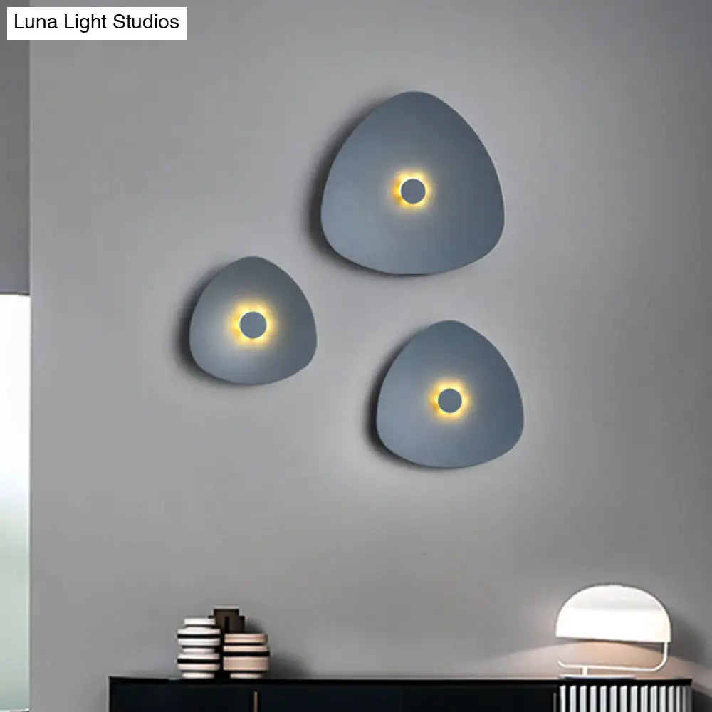 Modern Flaky Sconce Light: 7/9/11 Acrylic Led Wall Mounted Fixture In Grey/White