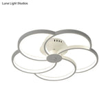 Modern Flower Metal Led Ceiling Light In 18’/21.5’ - Black/White With Warm/White/Natural Options