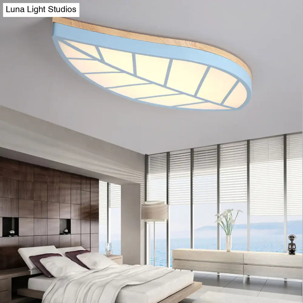 Modern Flush Mount Leaf Ceiling Lamp For Child’s Bedroom With Undertint Finish