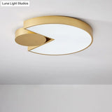 Modern Geometric Led Ceiling Light In Gold With 3 Color Options – Minimalistic Flush-Mounted