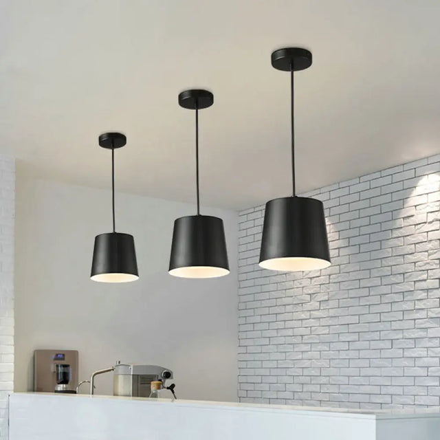 Modern Led Black Hanging Ceiling Lamp With Acrylic Diffuser - Perfect For Restaurants