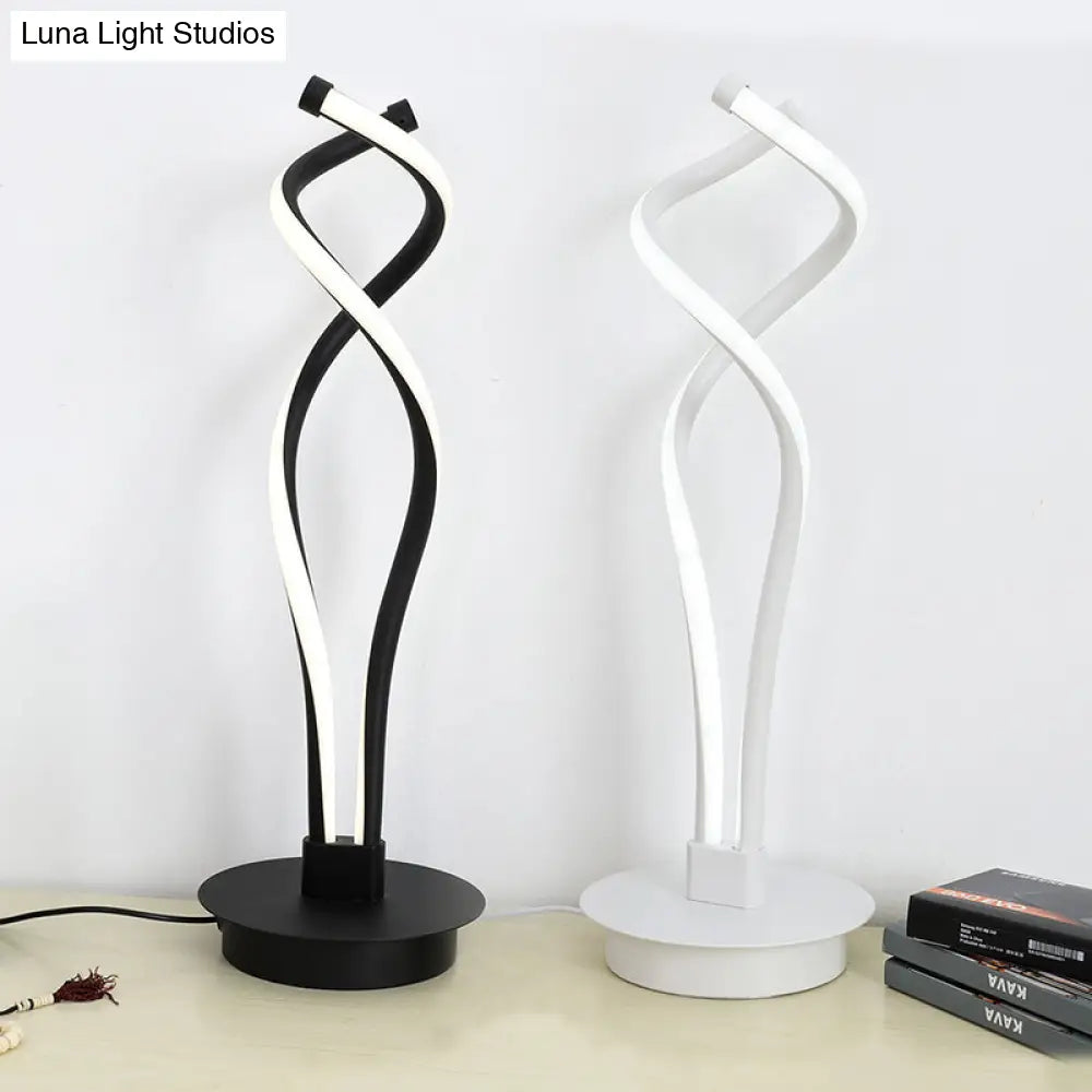 Modern Led Desk Lamp - Twist Design Minimalist Black/White Acrylic Shade Ideal For Bedroom Task