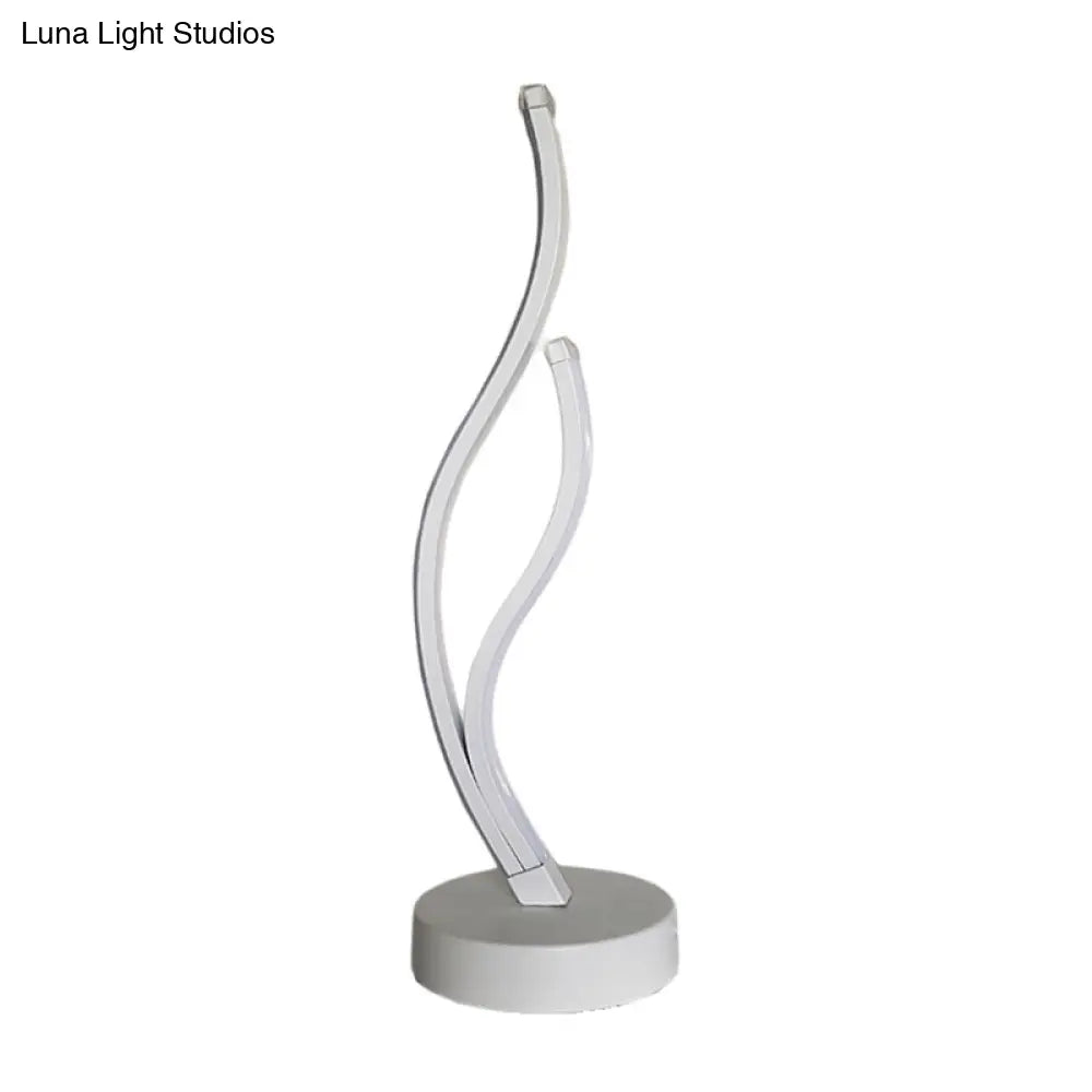 Modern Led Desk Light: Curved Acrylic Shade Black/White For Living Room