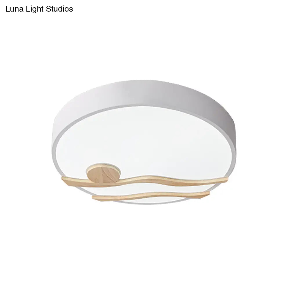 Modern Led Iron Flush Mount Ceiling Lamp For Bedroom - White/Grey Finish 16’/19.5’ Wide