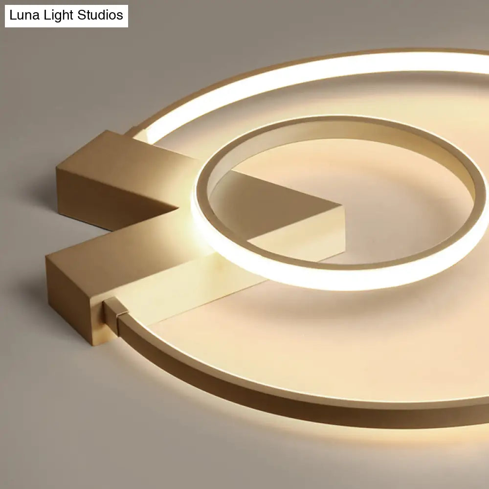Modern Single Light White/Gold Flushmount Ceiling Fixture With Acrylic Panels