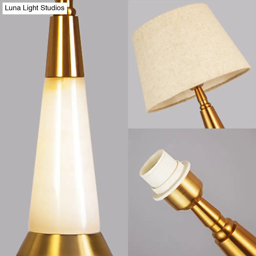 Modern Tapered Task Lighting 1-Light Reading Book Light Sleek Fabric Design With Metal Base