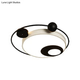 Modern Vintage Metal Flushmount Led Lighting In Warm Light With Diffuser - Square/Round Black/White