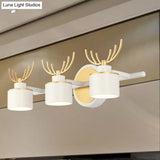Modernist Elk Design 3-Head Metal Wall Sconce In White For Living Room Lighting