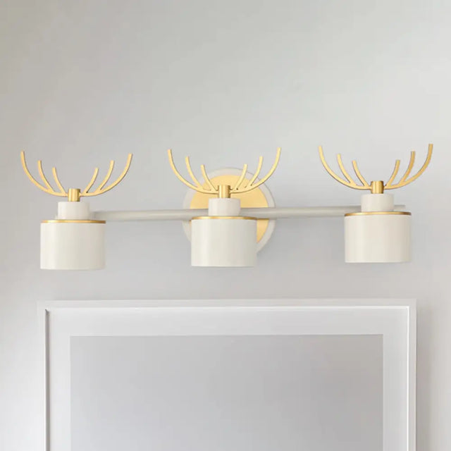 Modernist Elk Design 3-Head Metal Wall Sconce In White For Living Room Lighting