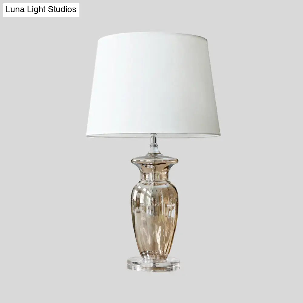 Modernist Hand-Cut Crystal Curved Fabric Reading Lamp In White With Task Lighting - 1 Bulb