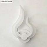 Nordic Led Flame-Shaped Wall Sconce Light For Cozy Bedroom Ambiance In Warm/White