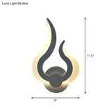 Nordic Led Flame-Shaped Wall Sconce Light For Cozy Bedroom Ambiance In Warm/White