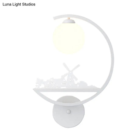 Nordic Single White/Black Finish Animals Metallic Wall Sconce Lighting With C-Arm
