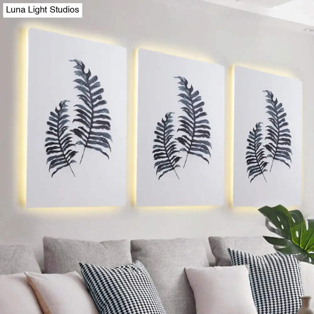 Nordic Style Banana Leaf Wall Lamp With Led Acrylic Fixture