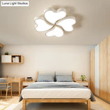 Nordic Style Led Ceiling Lamp - Clover Shaped Flush Mount Light Fixture