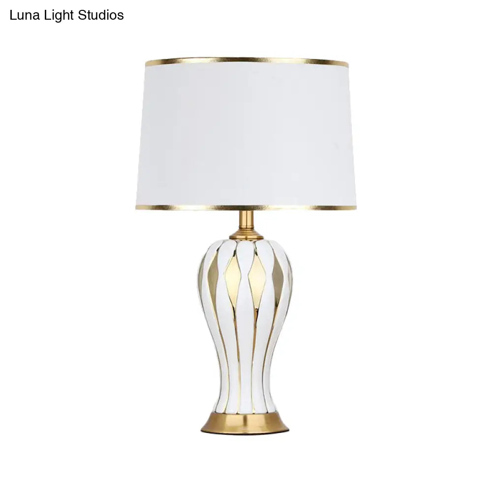 Nordic Style White Bedside Lamp With Reading Light 1-Bulb Fabric Table For Bedroom