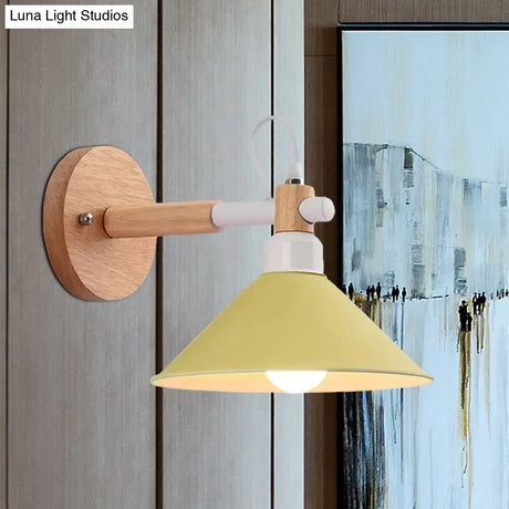 Pyramid Macaroon Wall Sconce: Metal And Wood 1-Light Lamp For Dining Room