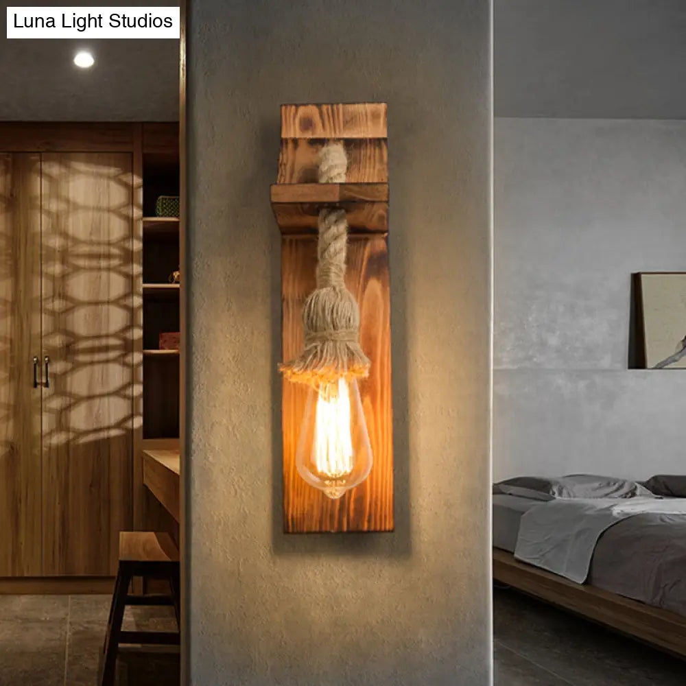 Rustic American Wooden Wall Sconce With Natural Rope Light For Restaurants & Coffee Shops