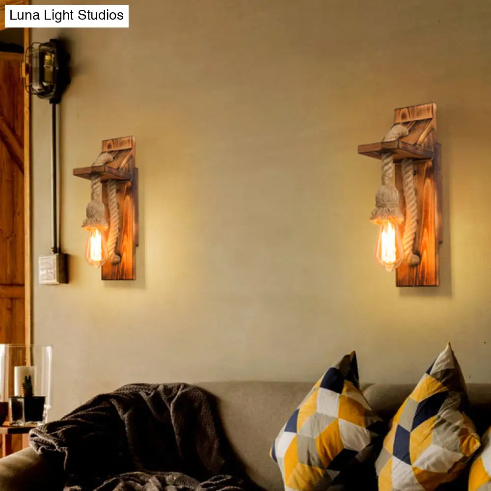 Rustic American Wooden Wall Sconce With Natural Rope Light For Restaurants & Coffee Shops