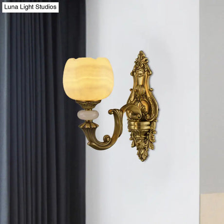 Rustic Brass Finish 1-Head Wall Sconce With Arched Arm - Flower Mount Lighting