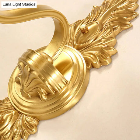 Simplicity Single Corridor Wall Light - Handblown Glass Scalloped Bell Lamp With Crystal Draping In