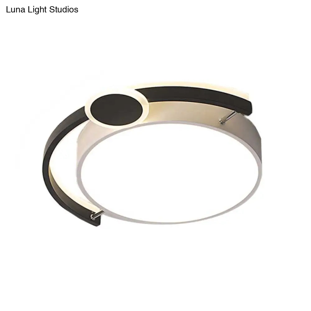 Sleek 16’/19.5’ Wide Led Flush Ceiling Light In Metallic Black/Gold For Bedroom White