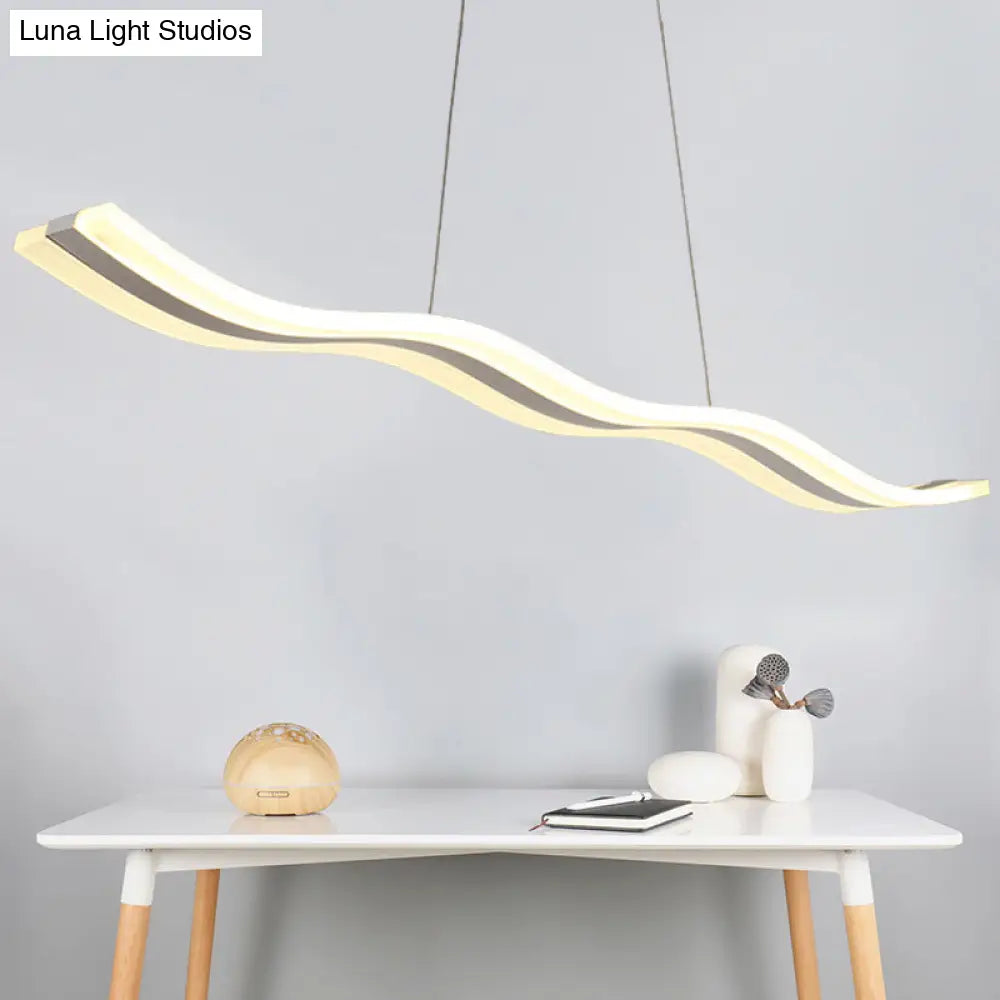 Sleek Acrylic Led Pendant Light Fixture - Island Lighting For Chic Dining Ambiance