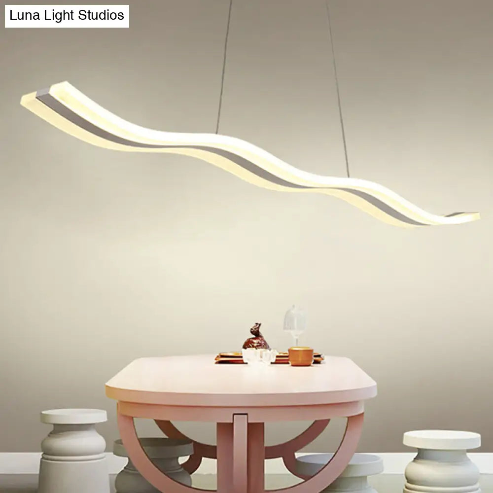 Sleek Acrylic Led Pendant Light Fixture - Island Lighting For Chic Dining Ambiance