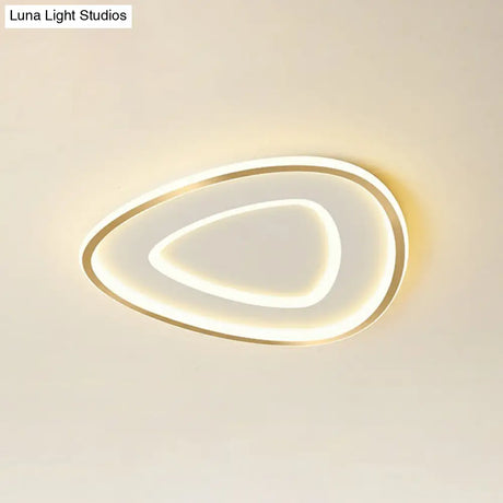 Sleek Gold Teardrop Led Ceiling Light Flush Mount - Simplicity & Style