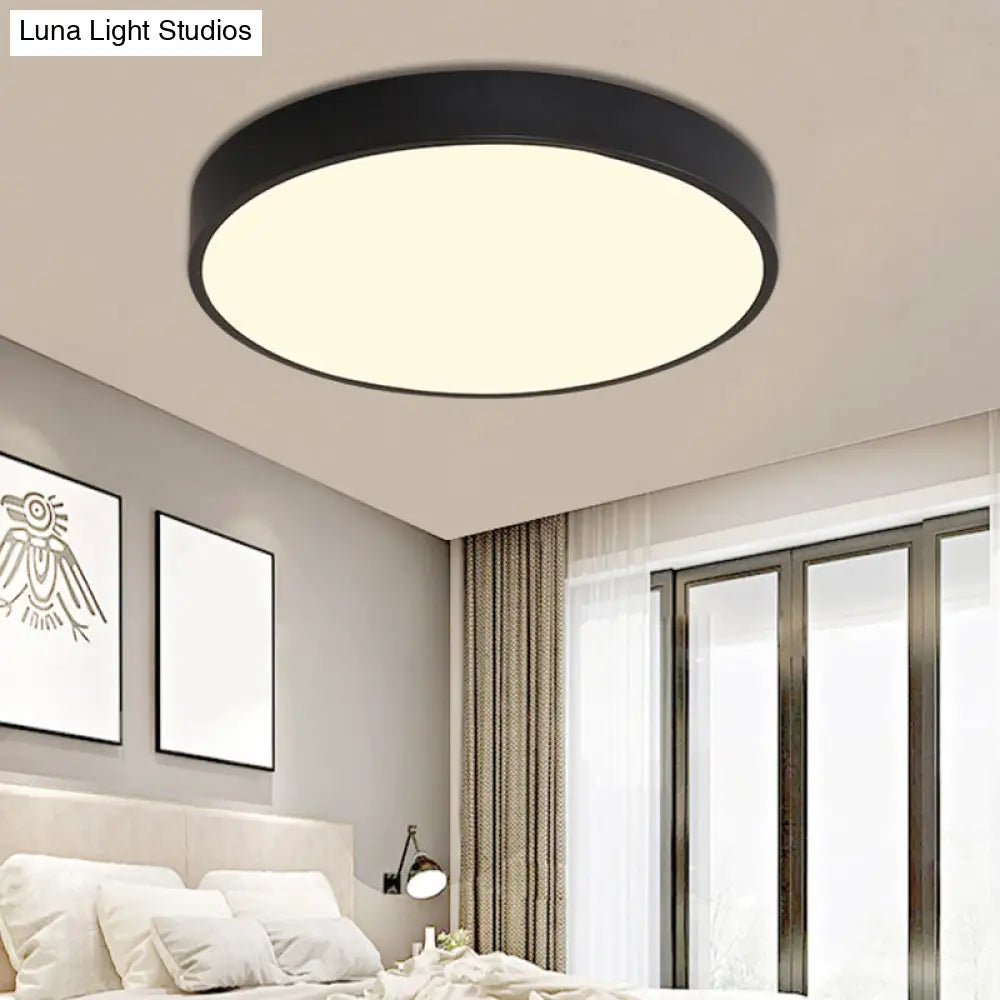 Sleek Led Ceiling Light: Modern Round Flush Mount Fixture For Bedroom