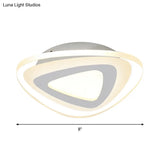 Sleek Led Ceiling Light With Acrylic Shade For Narrow Spaces