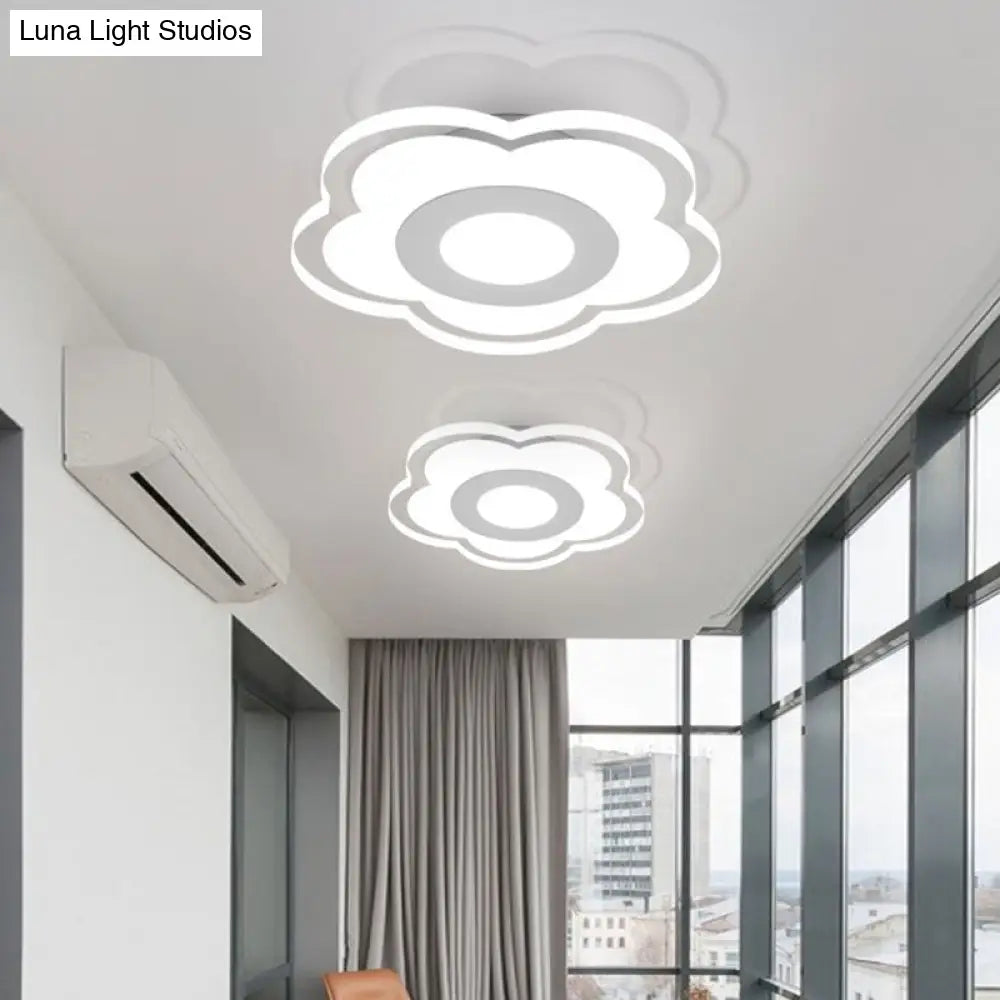 Sleek Led Ceiling Light With Acrylic Shade For Narrow Spaces