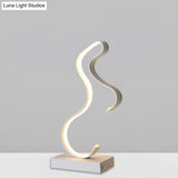 Streamlined Led Horse Profile Desk Lamp - Modern Metal Nightstand Light In Black/White/Gold