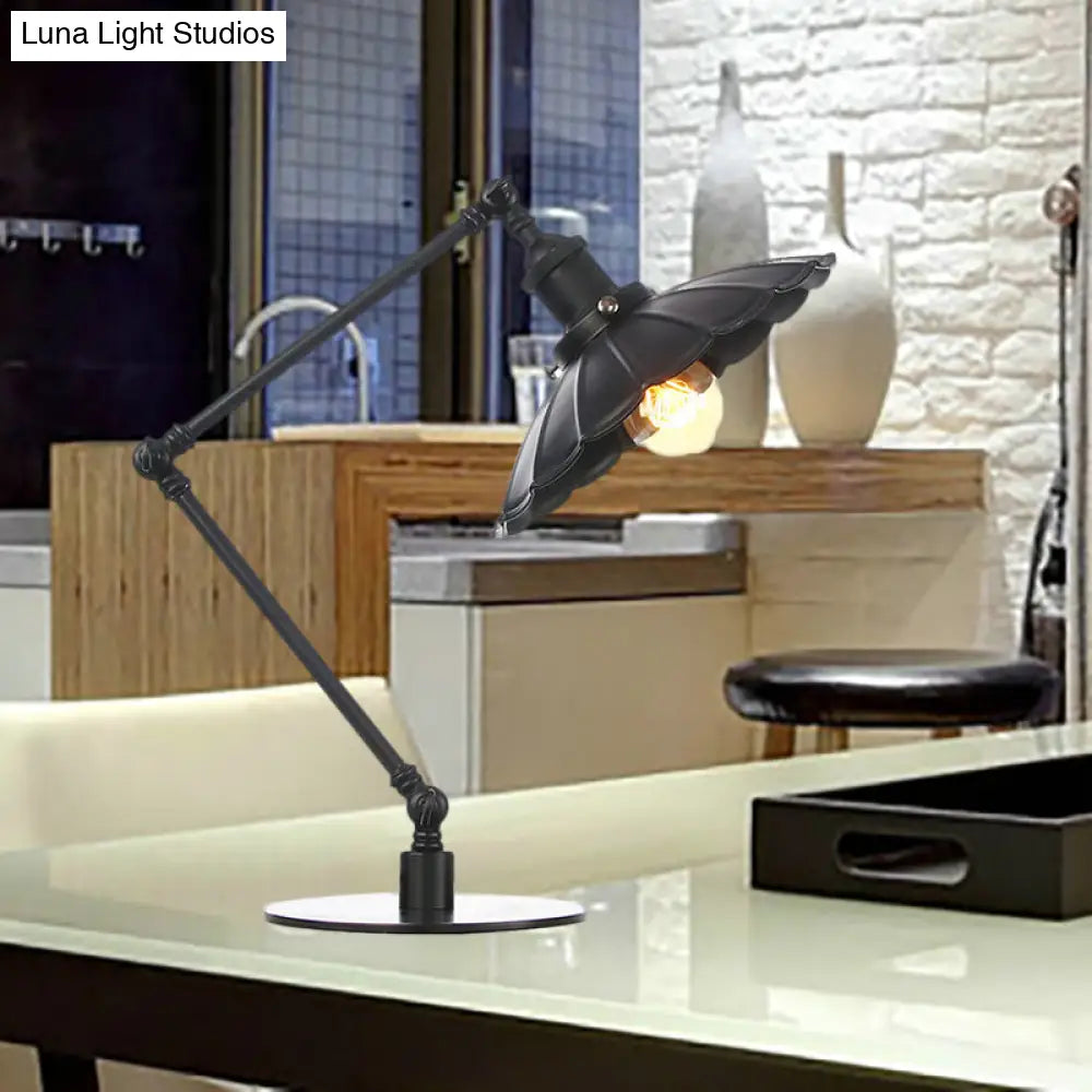 Stylish Vintage Adjustable Table Lamp With Metal Shade For Study Room - Black/Brass