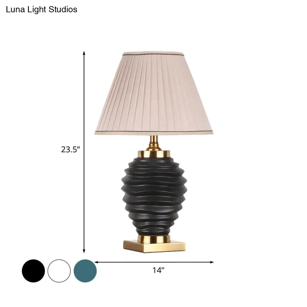 Tiered Vase Night Lamp - Traditional Ceramic 1 Head Bedroom Nightstand Light Black/White With