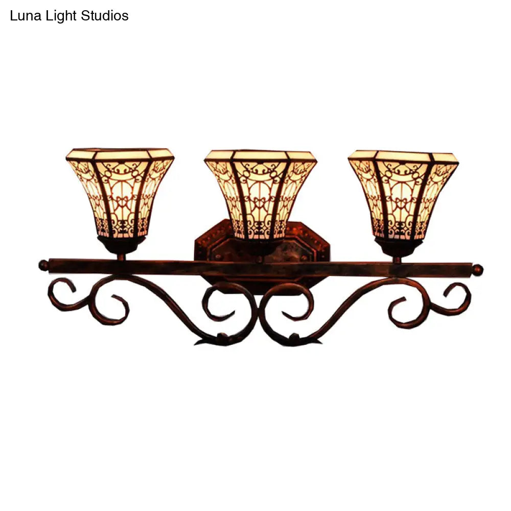 Tiffany Antique Wall Light With Glass Pattern - 3 Lights For Study Room In Beige