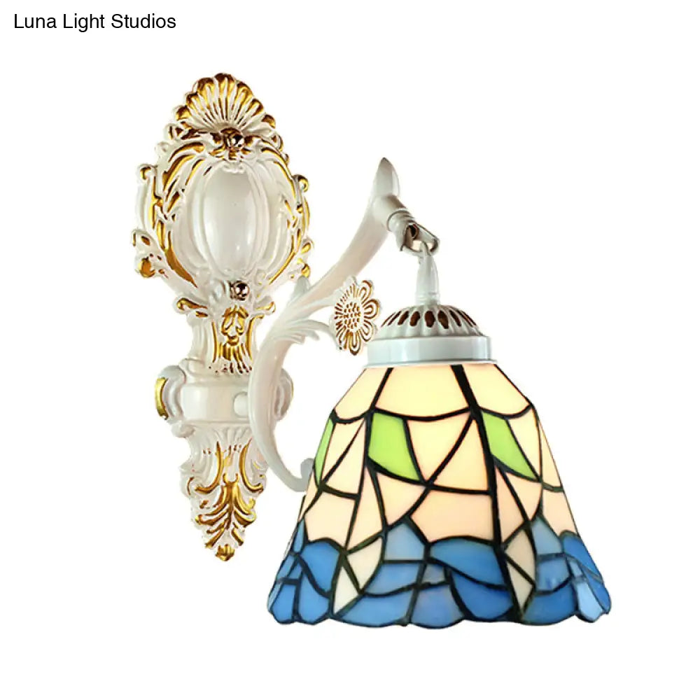 Tiffany Stained Glass Wall Sconce Lamp: Bell Shade 1-Light White
