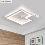 Torch Square Ceiling Lamp Simplicity - Black/White Led Acrylic Flush Mount Light