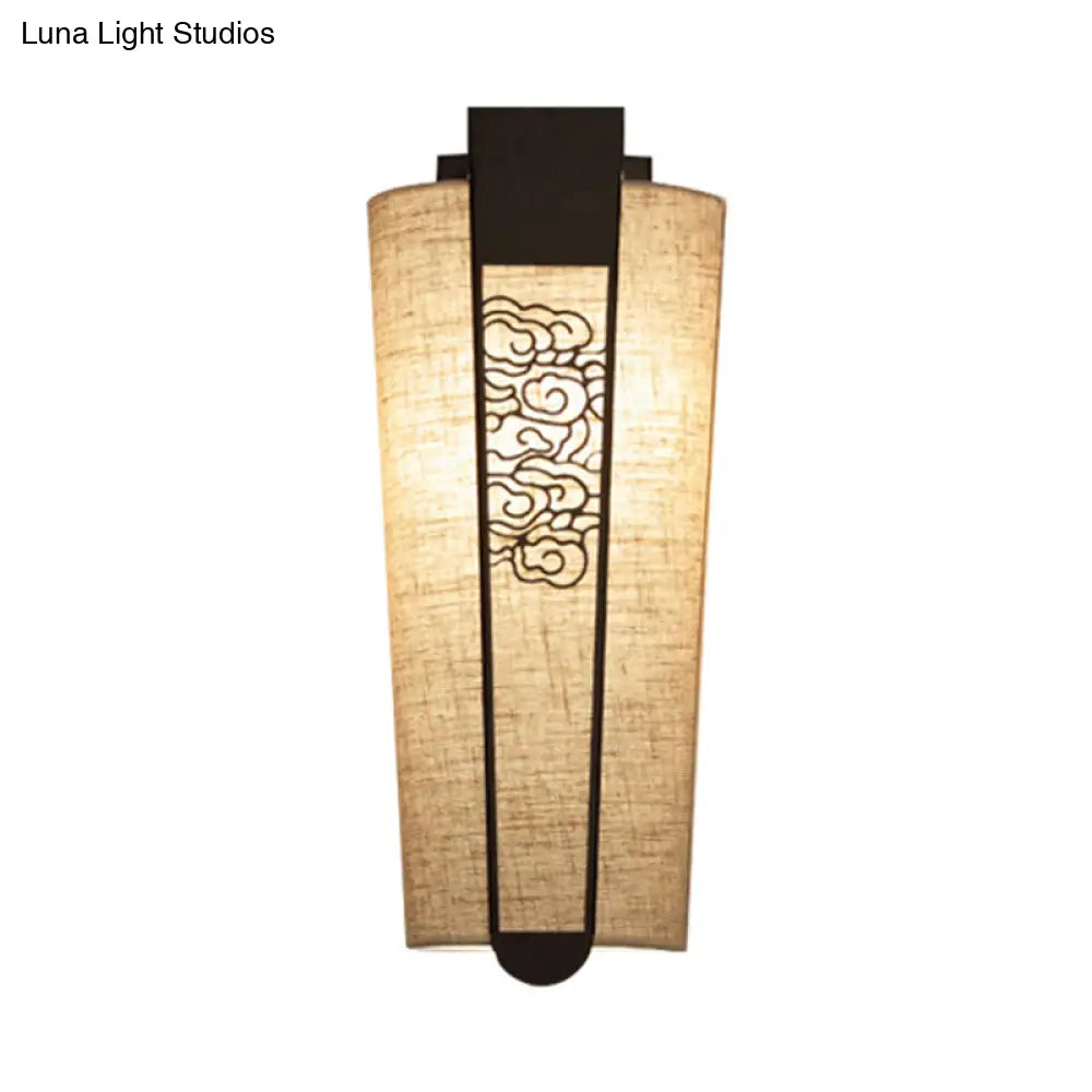 Traditional 1-Light Wall Sconce In Black With Cylinder Shade